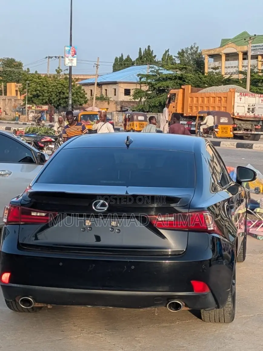Lexus LX 2017 Black
