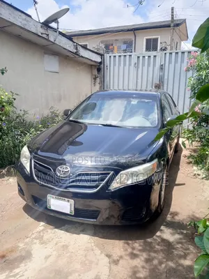 Toyota Camry LE 4dr Sedan (2.5L 4cyl 6A) 2011 Black