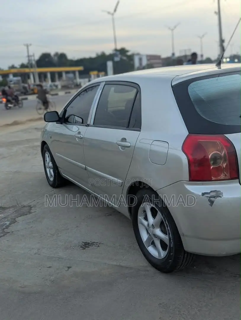 Toyota Corolla 2006 Gray