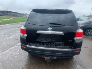 Toyota Highlander 2014 Black
