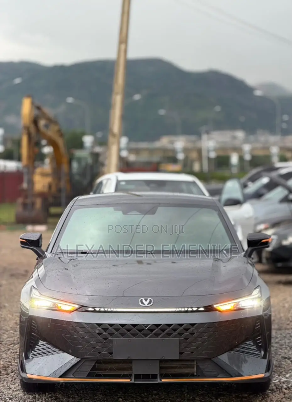 New Changan UNI-V 2025