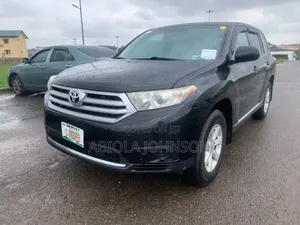 Toyota Highlander 2014 Black