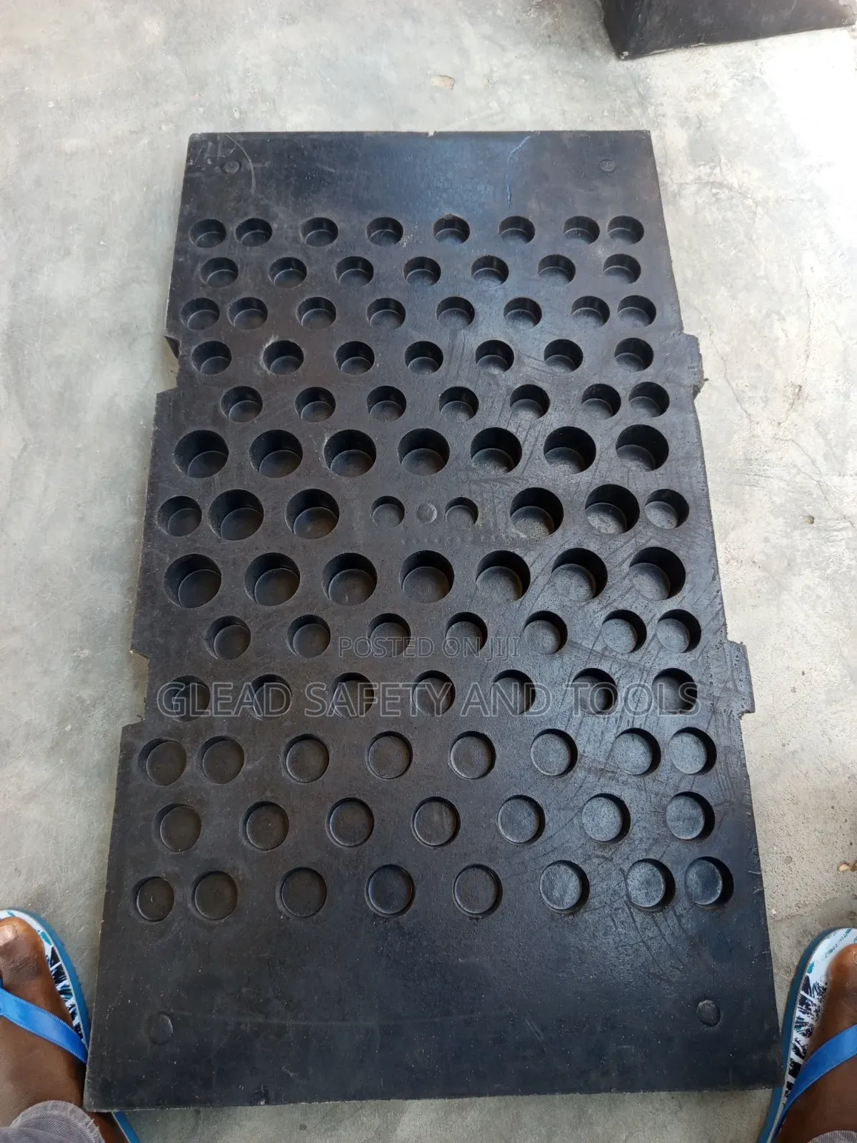 Matt Speed Breaker With Reflective