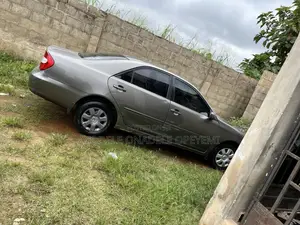 Toyota Camry LE 4dr Sedan (2.4L 4cyl 5M) 2003 Gray