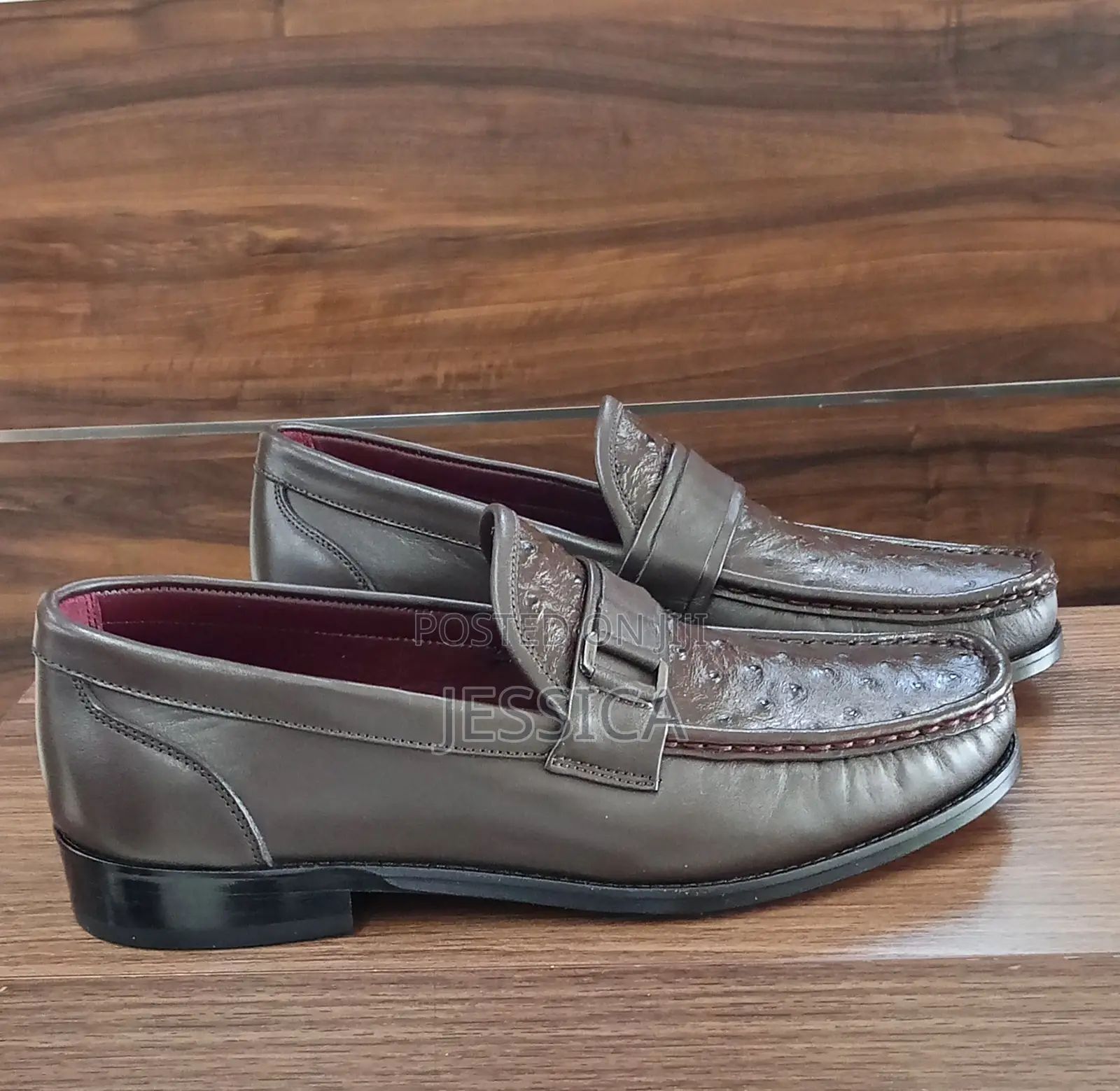 Men's Brown Tiny Aligator Print Shoe