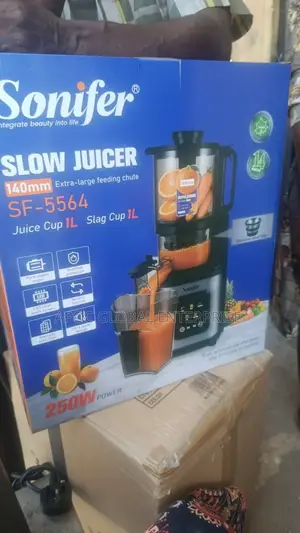 The Sonifer Slow Juicer SF-5564