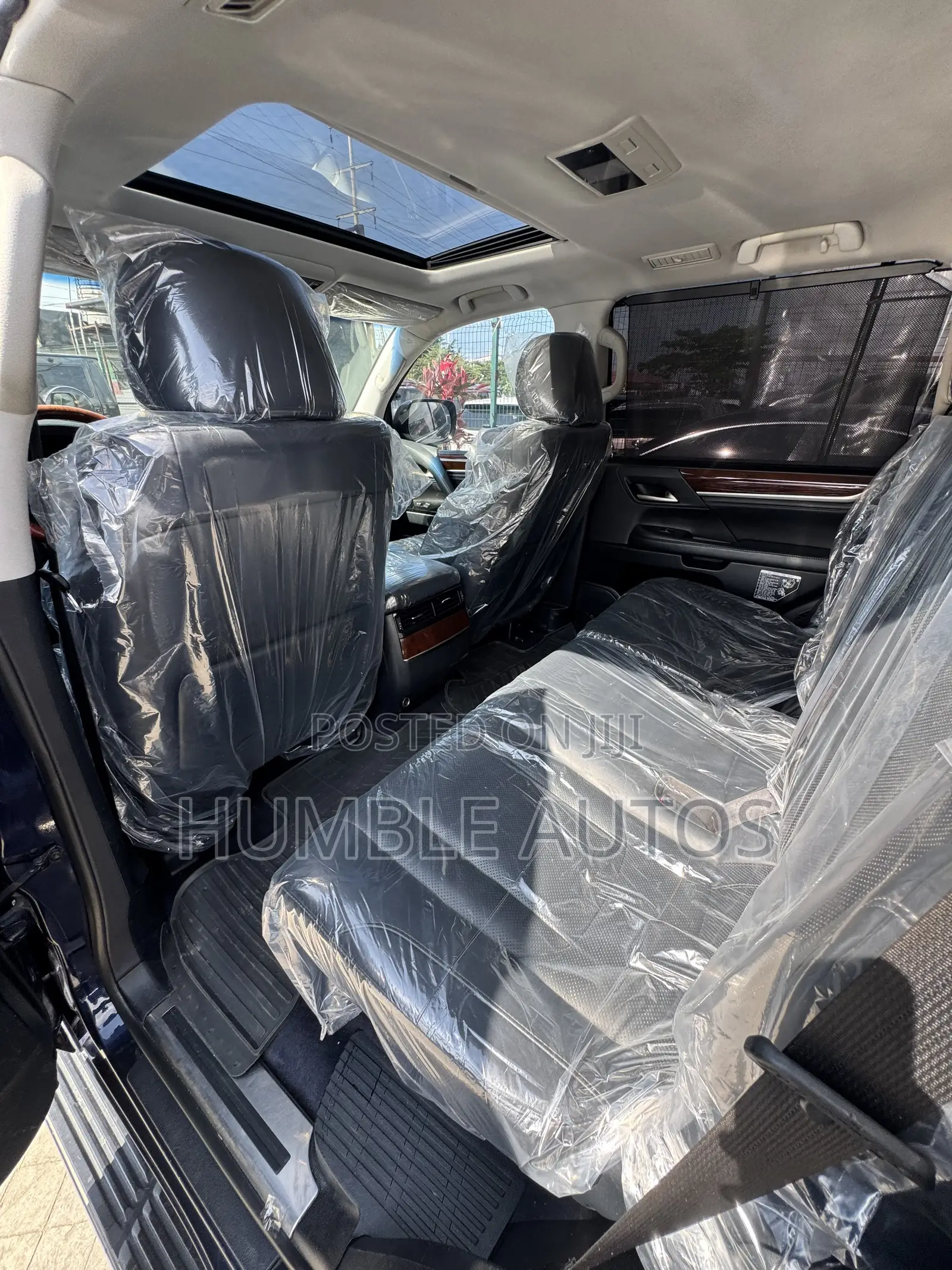 Lexus LX 2018 Blue