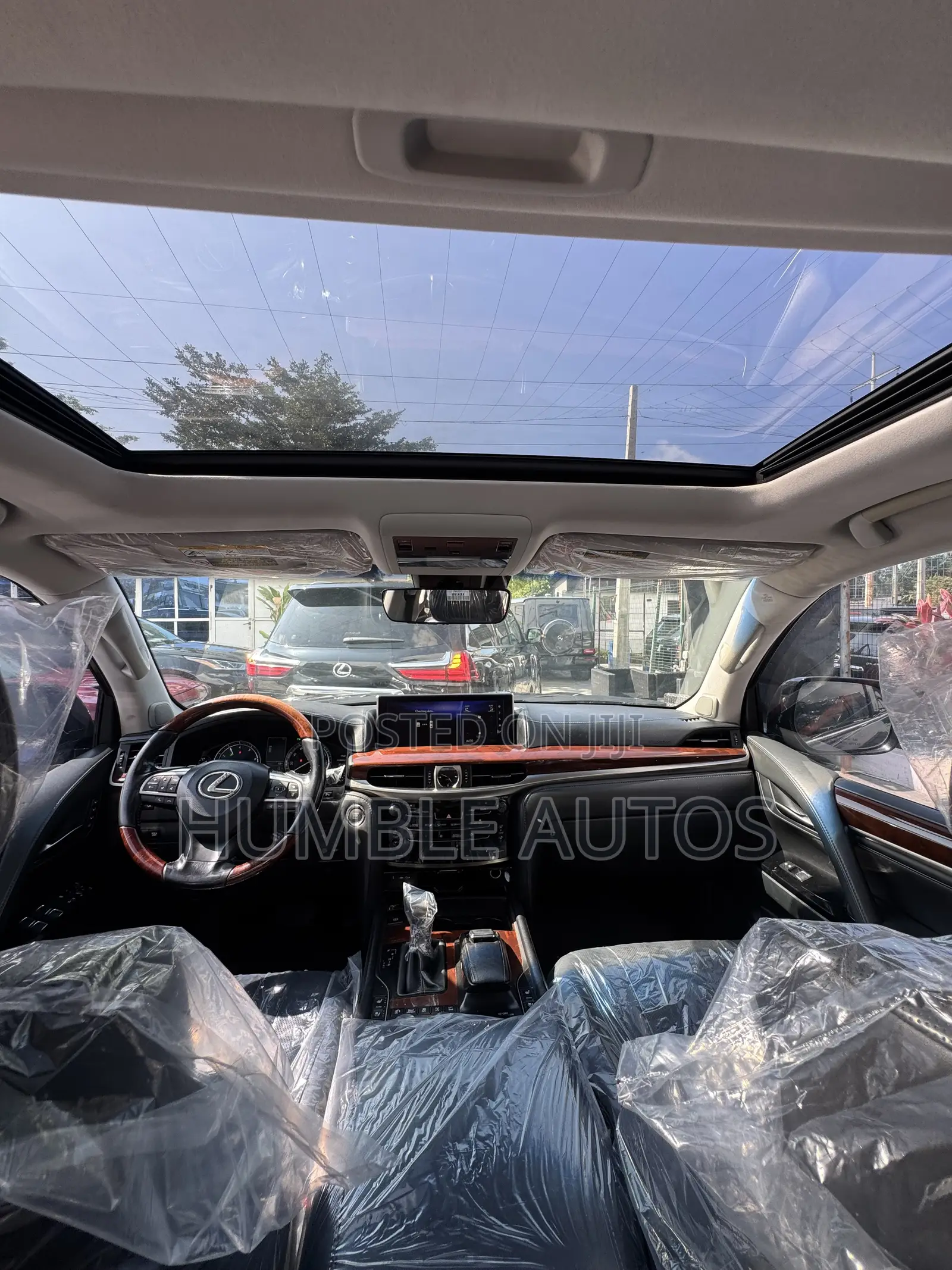 Lexus LX 2018 Blue