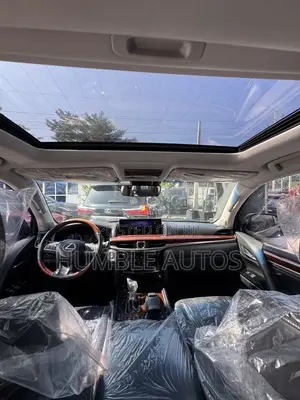 Lexus LX 2018 Blue