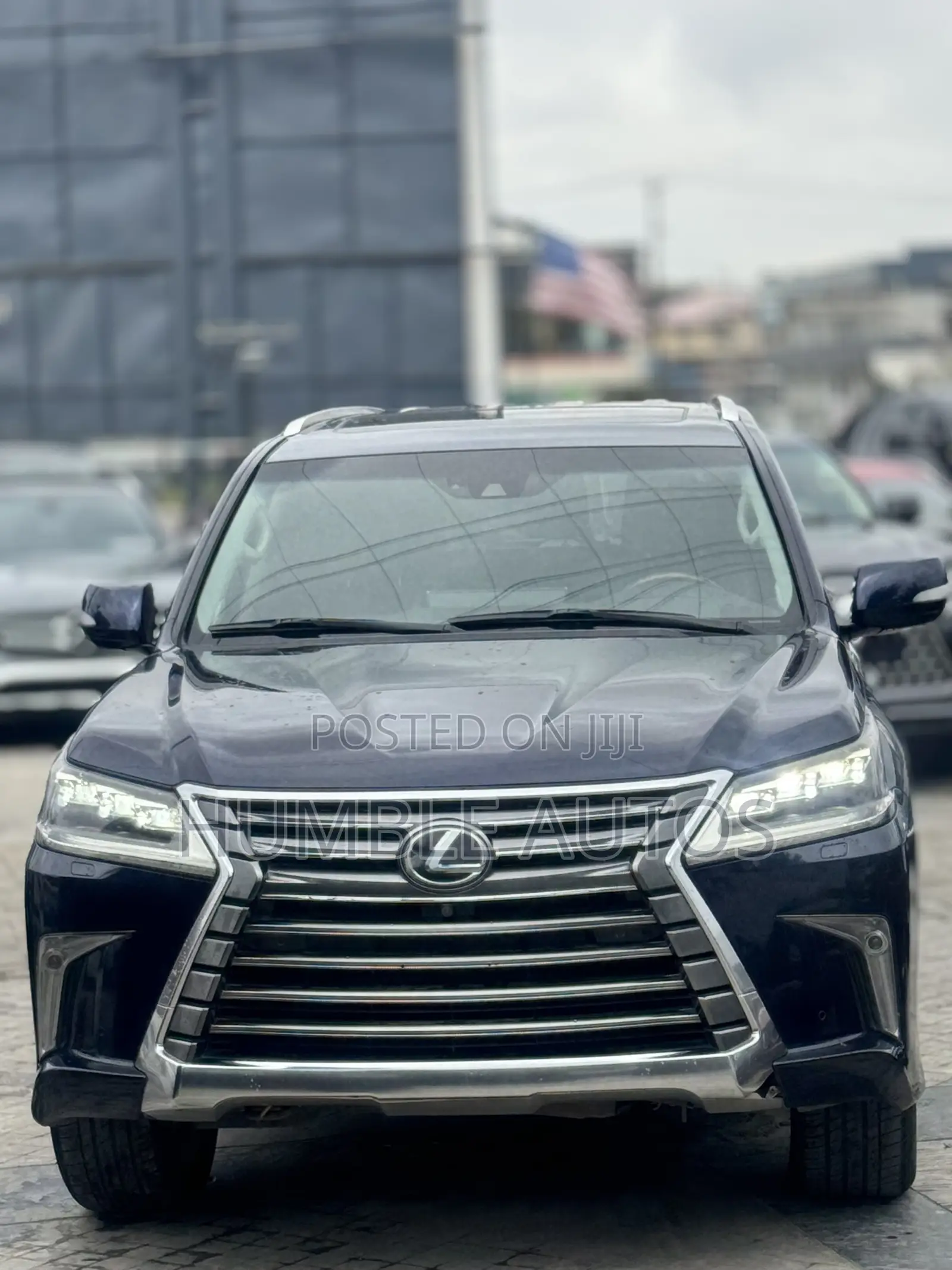 Lexus LX 2018 Blue