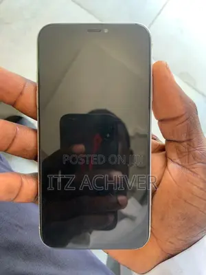 Apple iPhone XR 64 GB White