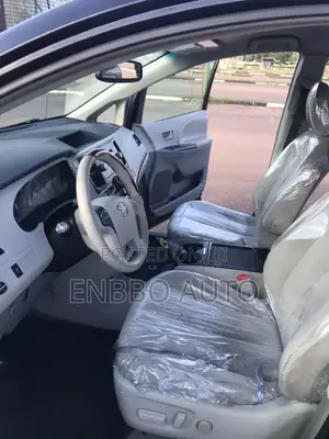Toyota Sienna LE FWD 8-Passenger 2013 Black