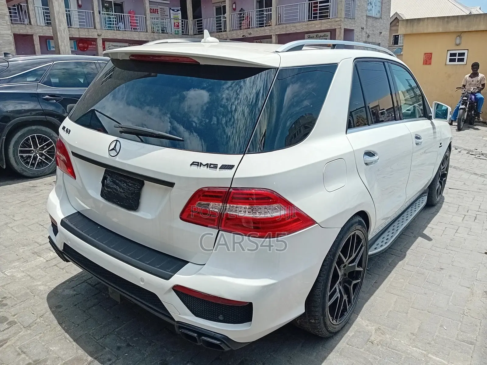 Mercedes-Benz M Class ML 63 AMG 2012 White