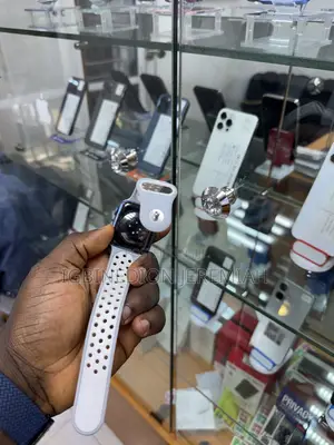 Apple Watch Series 7