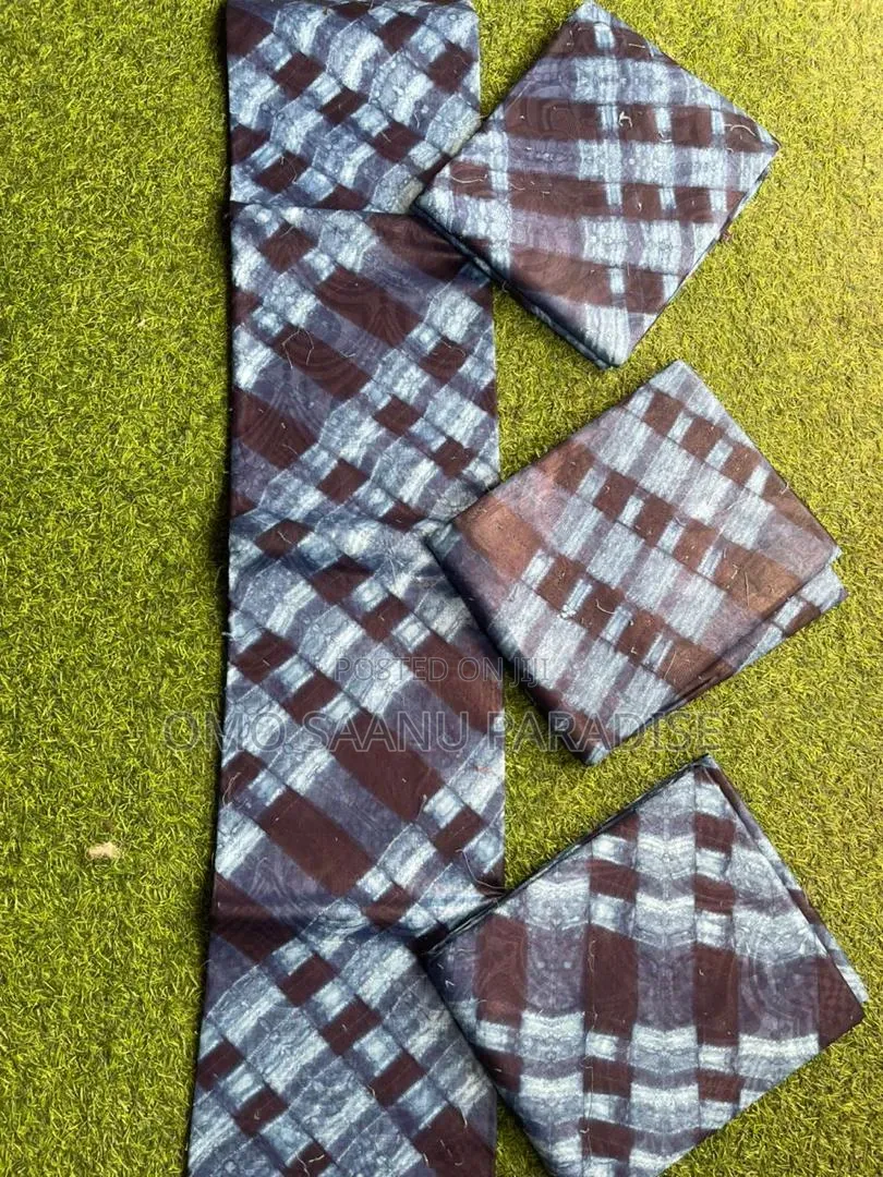 Handmade Adire Alarodudu Indigo
