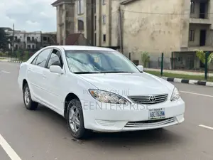 Toyota Camry 2004 White