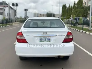 Toyota Camry 2004 White