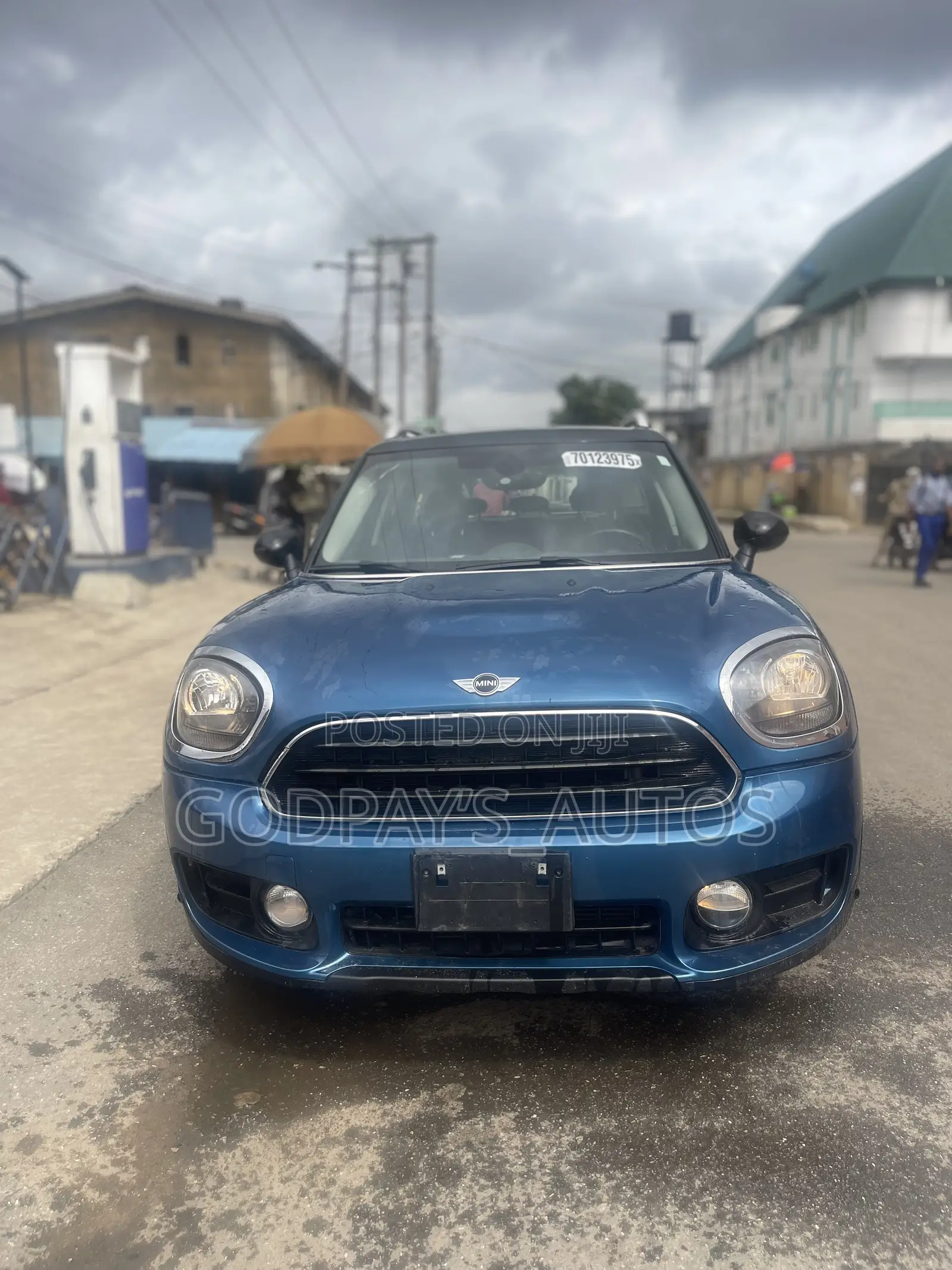 Mini Cooper 2018 Blue