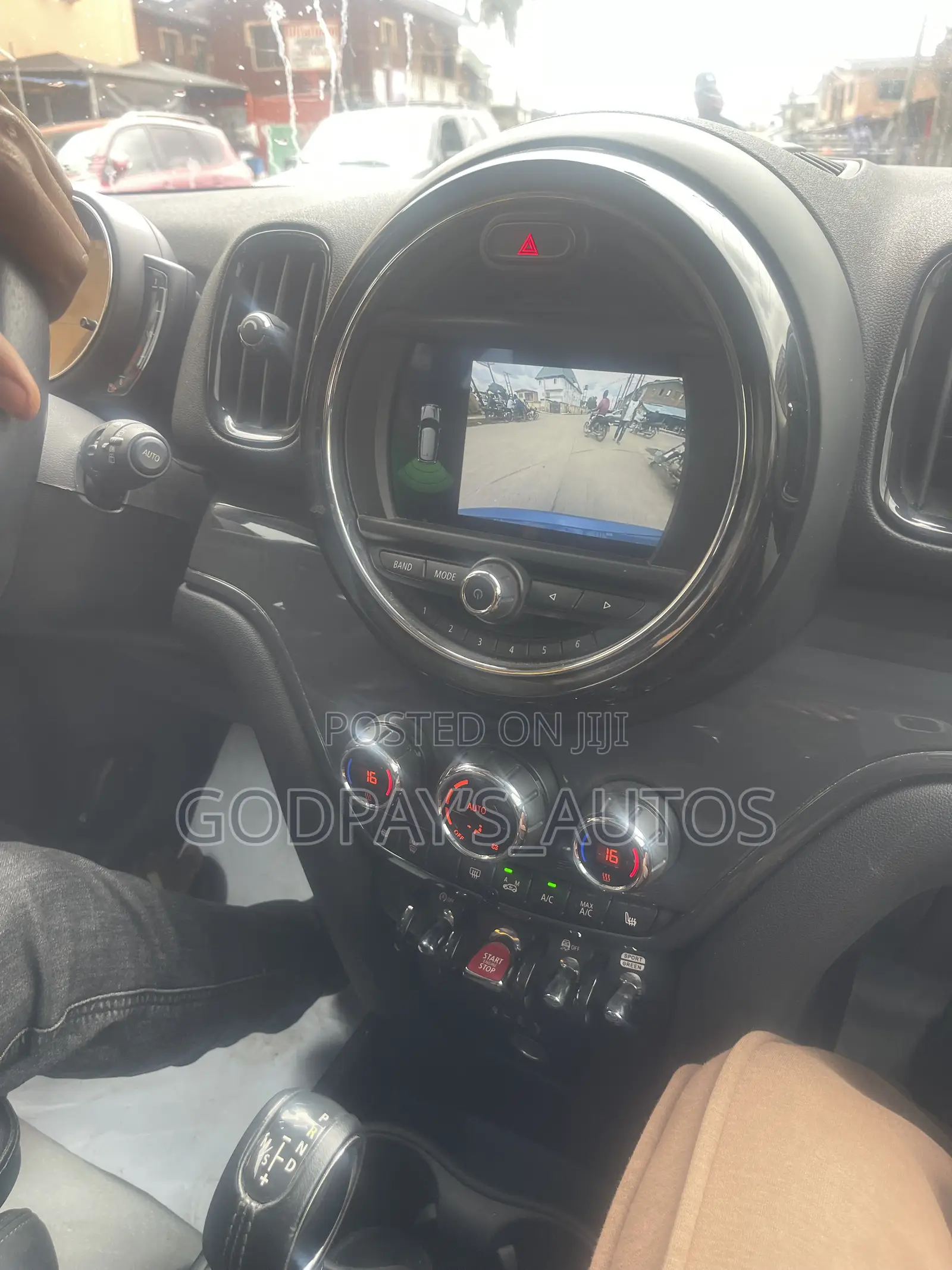 Mini Cooper 2018 Blue