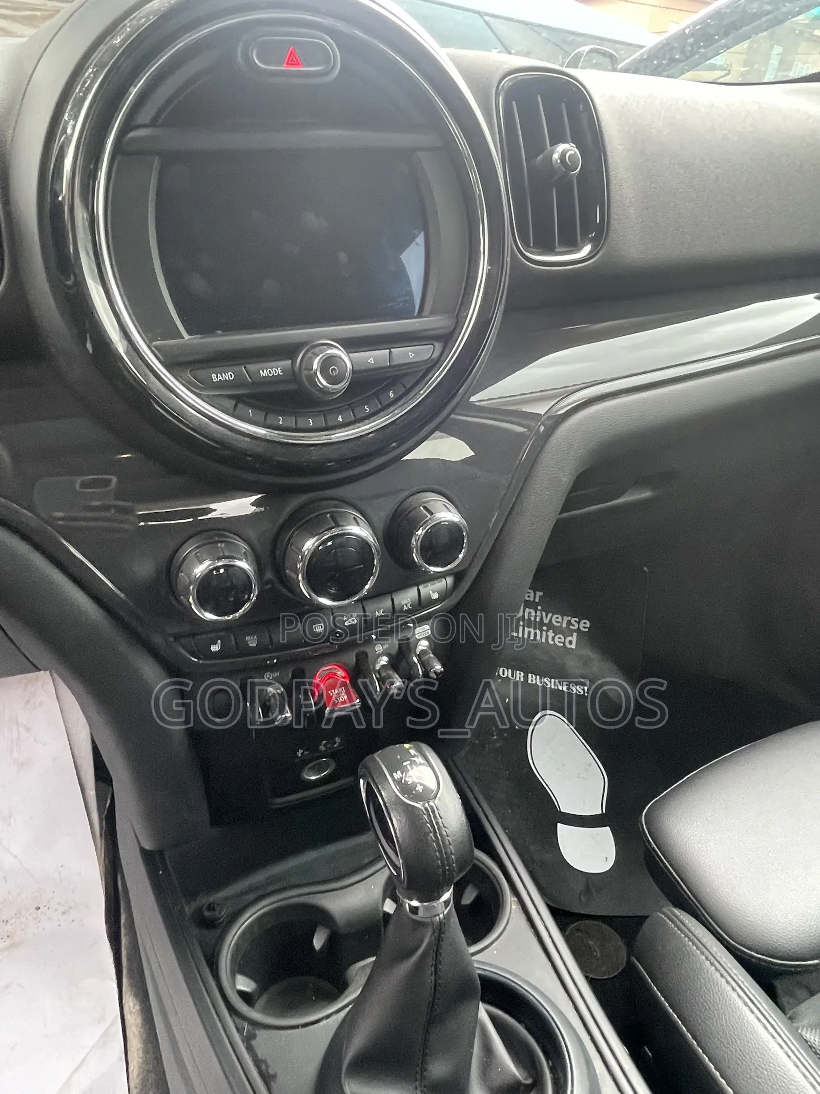 Mini Cooper 2018 Blue