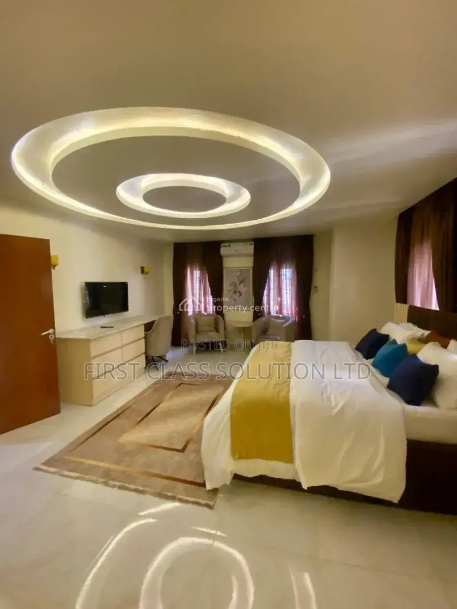 Cozy 4 Bedroom Apartment