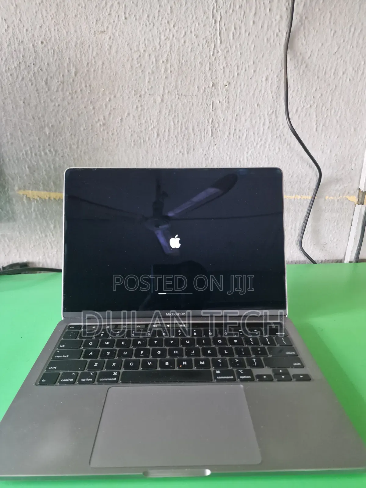 Laptop Apple MacBook Pro 2020 16GB Intel Core i5 SSD 500GB