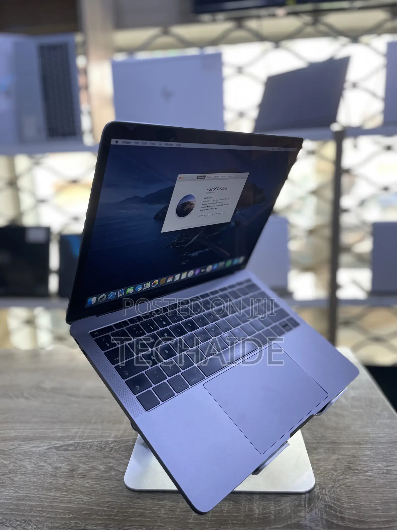 Laptop Apple MacBook Pro 2017 16GB Intel Core i5 SSD 1T