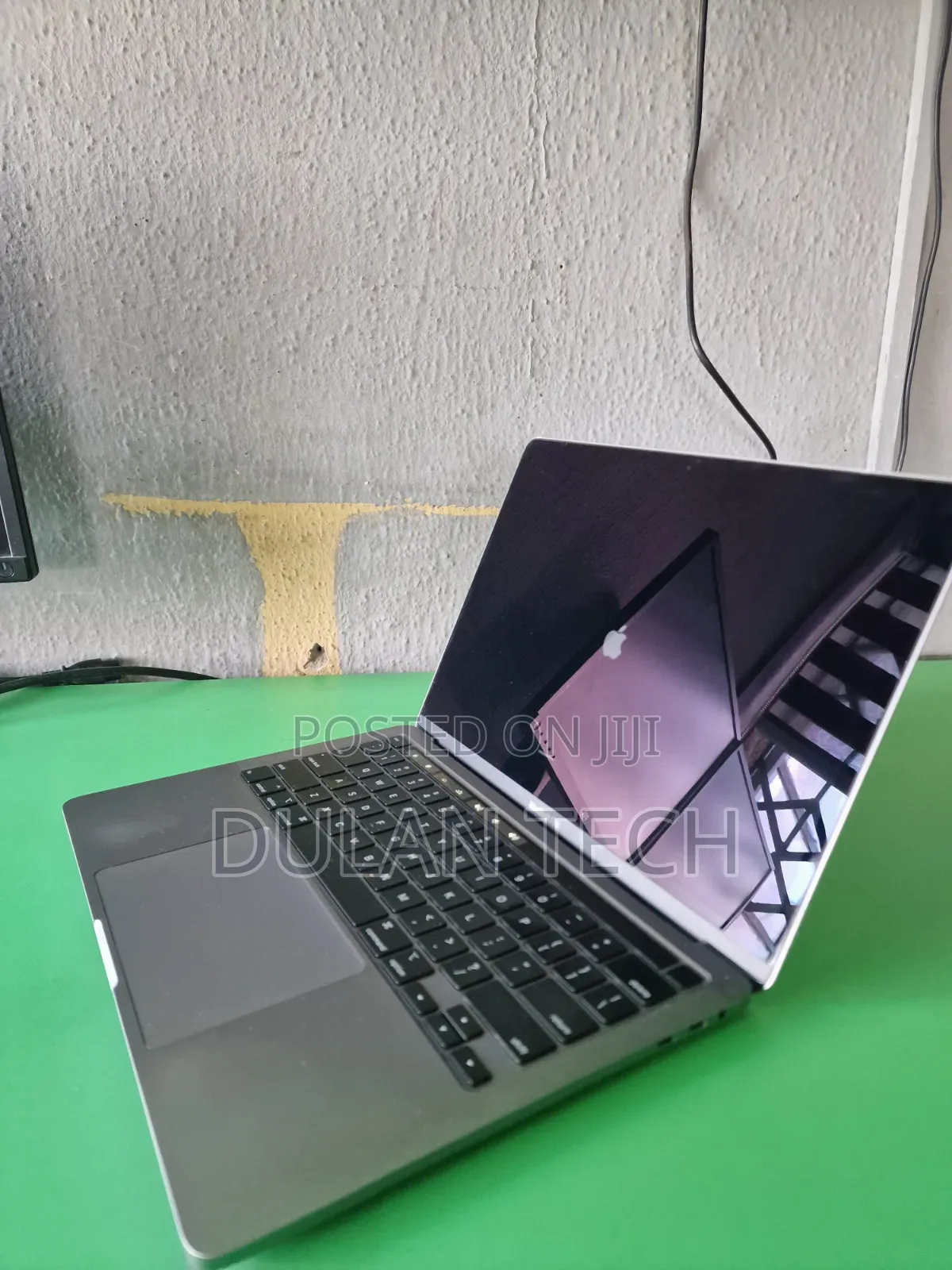 Laptop Apple MacBook Pro 2020 16GB Intel Core i5 SSD 500GB