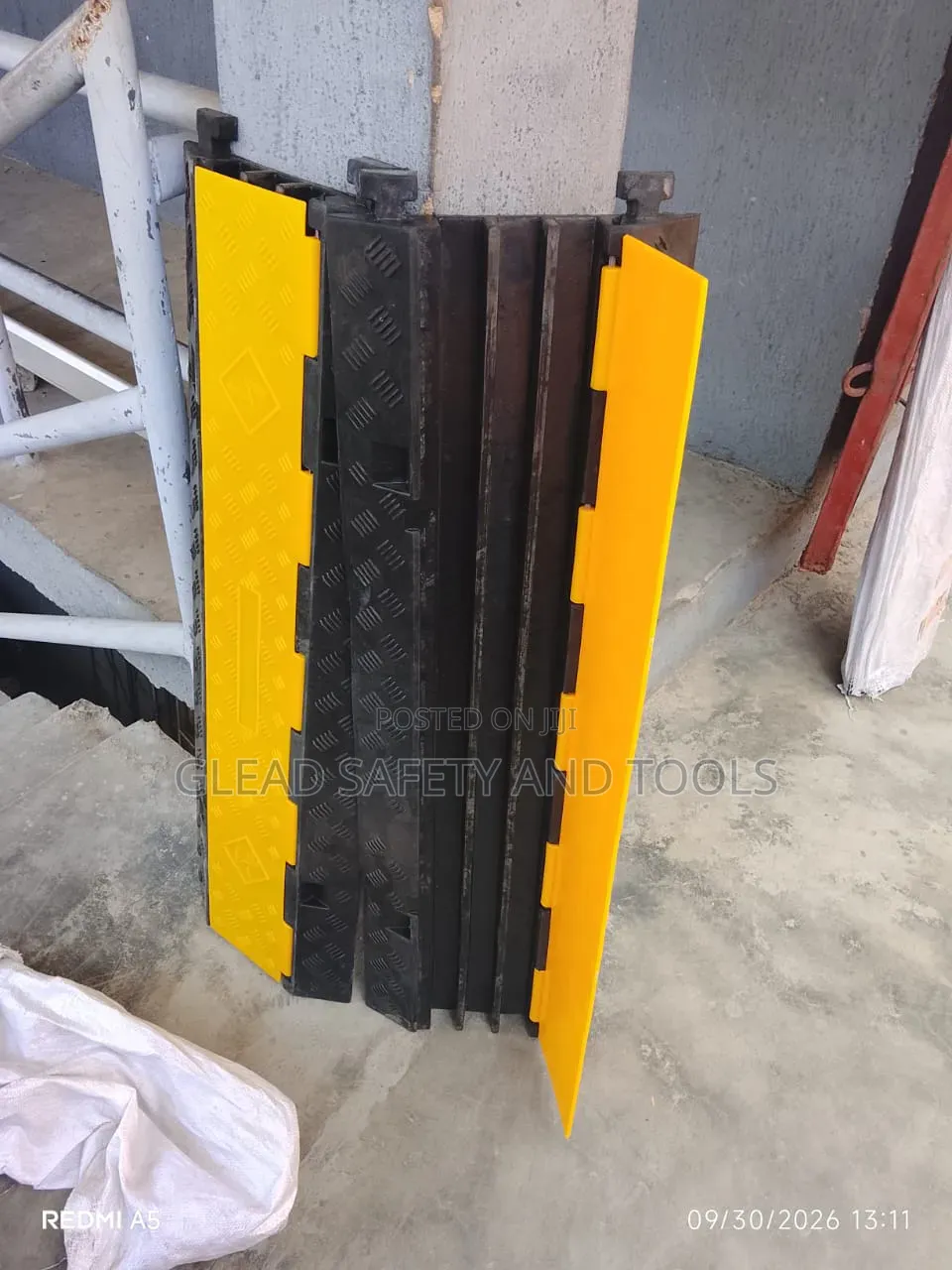 Rubber 3 Channel Cable Protector