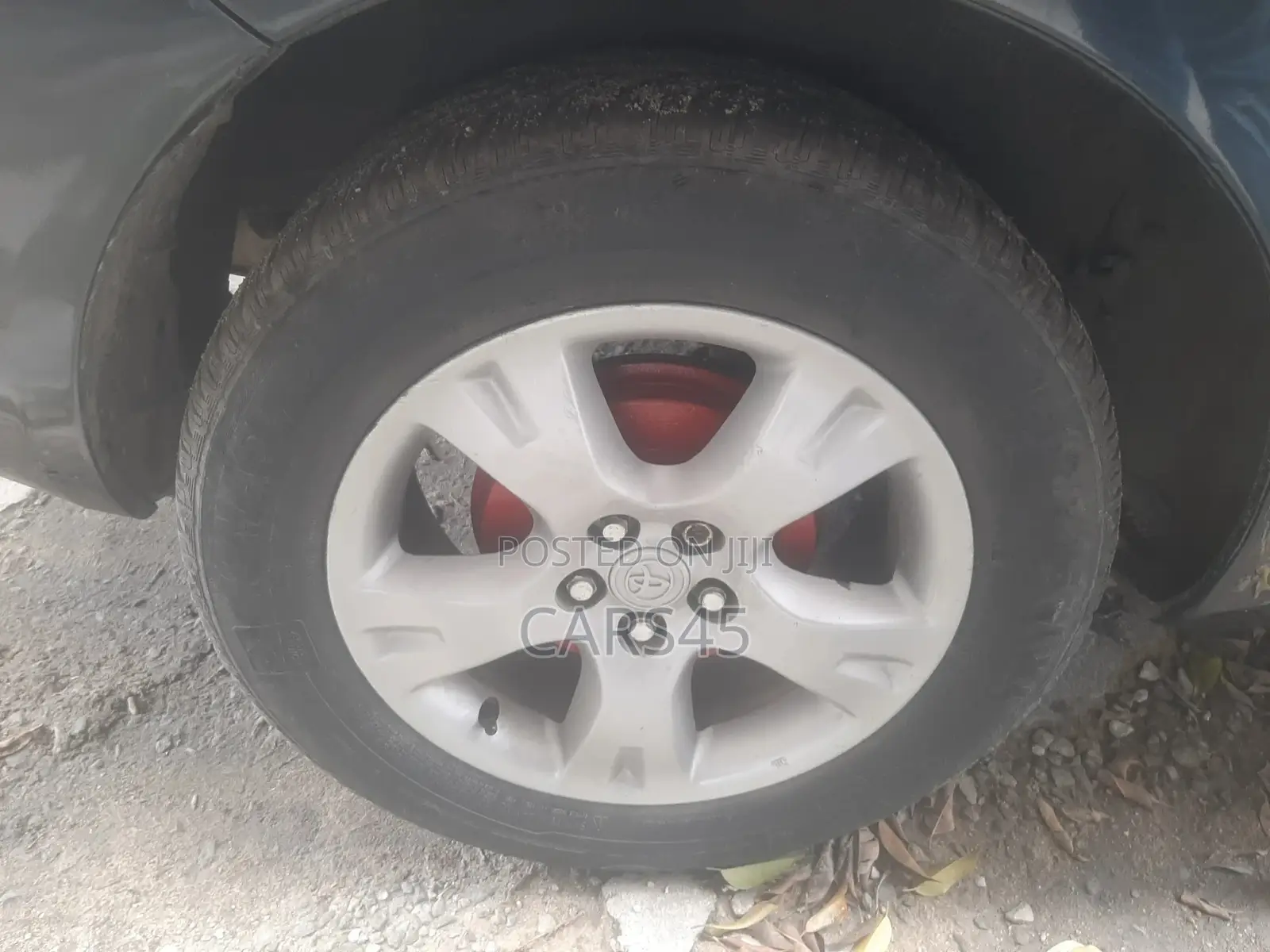 Toyota Matrix 2004 Gray