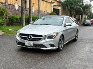 Mercedes-Benz CLA-Class CLA 250 4MATIC Sedan 2015 Silver