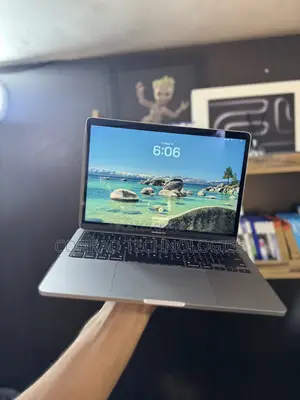 Laptop Apple MacBook Pro 2020 32GB Intel Core i7 SSD 2T