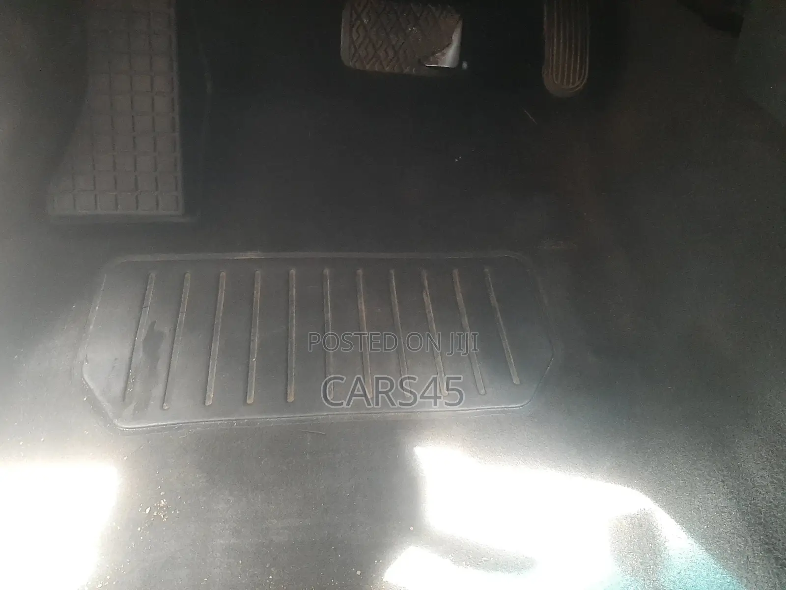 Toyota Matrix 2004 Gray