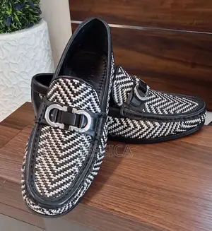 Men's Black and White Woven Leather Shoe