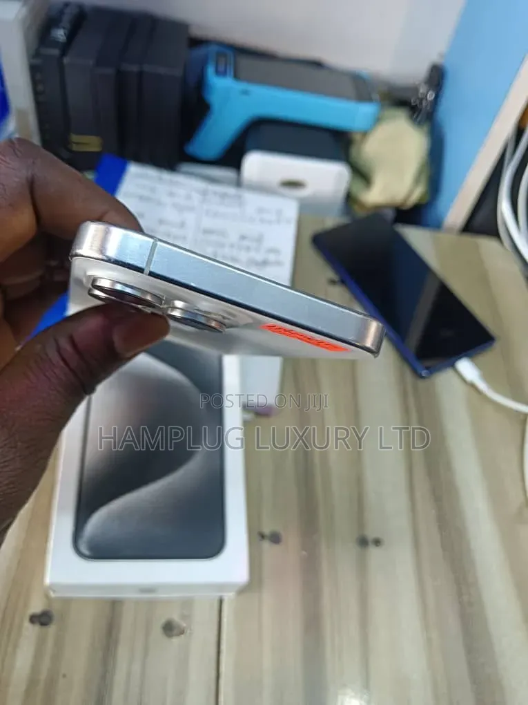 Apple iPhone 15 Pro Max 256 GB White
