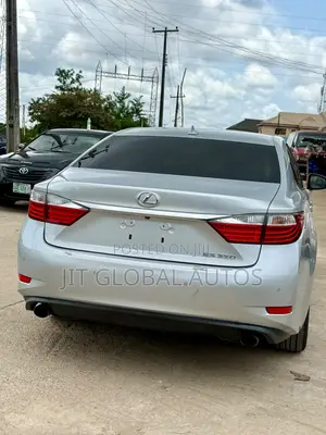 Lexus ES 2014 Silver