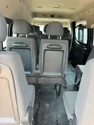 Nissan Caravan (Urvan) 2010 Black