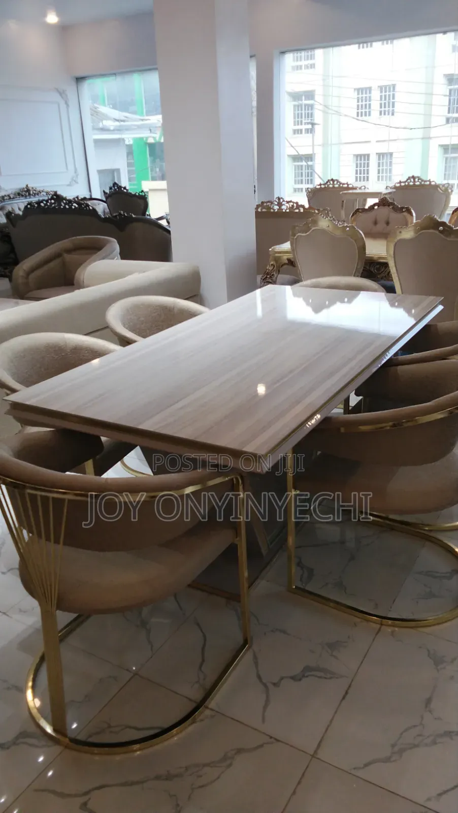 Luxury Dining Table Set – Modern Dining Furniture