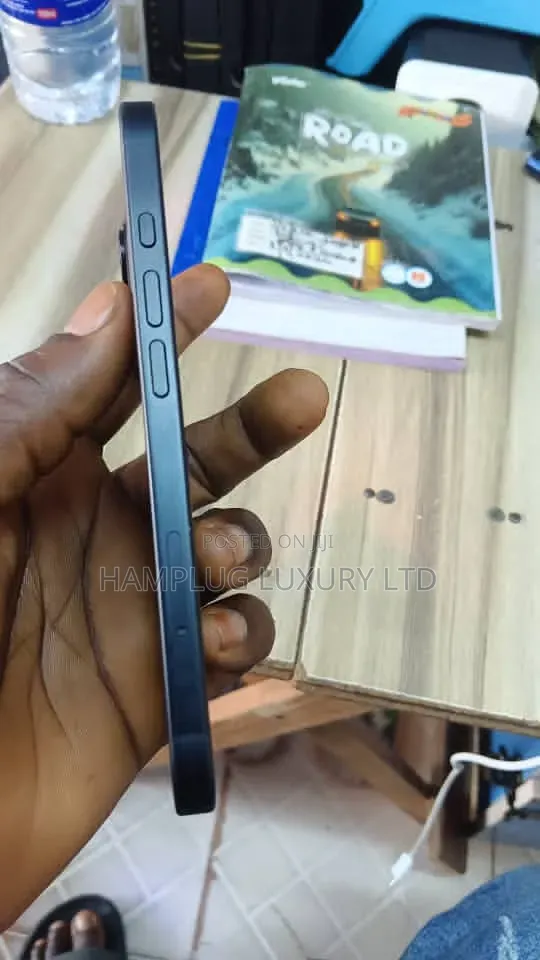 Apple iPhone 16 256 GB Blue