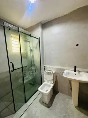 3bdrm Duplex in Ogombo for sale