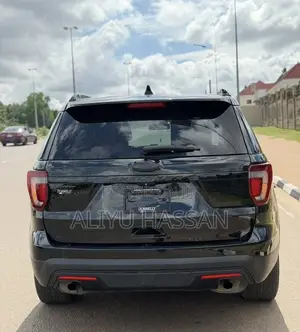 Ford Explorer 2016 Black