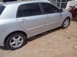 Toyota Corolla 2004 Silver