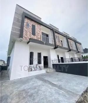 2bdrm Townhouse/Terrace in Abraham Adesanya Estate for sale