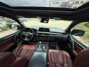 Lexus LX 2019 Black