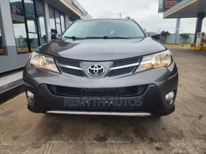Toyota RAV4 Limited 4dr SUV AWD (2.5L 4cyl 6A) 2014 Gray