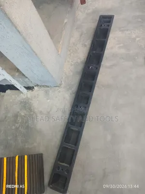 165cm Rubber Car Stopper