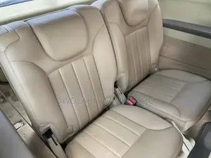 Mercedes-Benz R-Class 2010 White