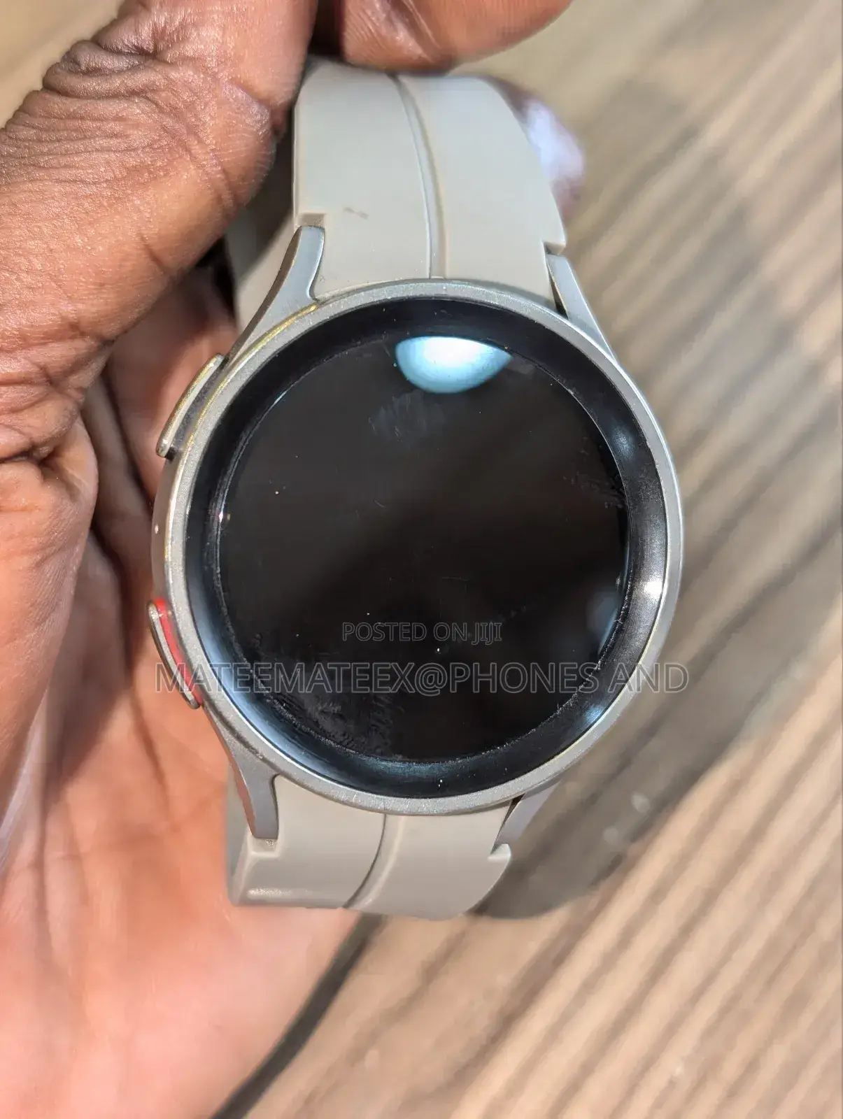 Watch 5 Pro