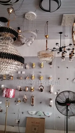 Modern Luxury Chandelier Light – Elegant Home Lighting