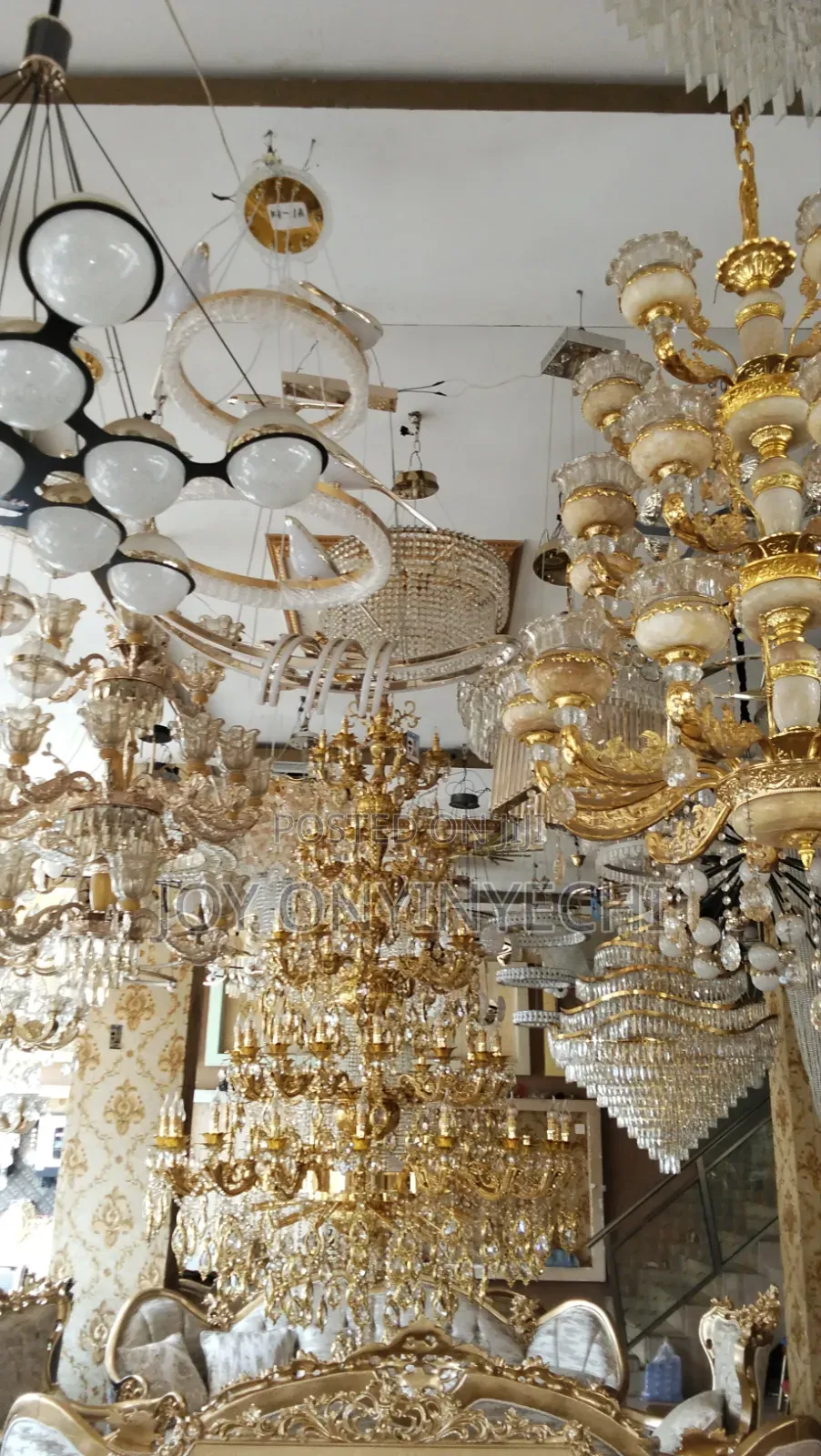 Modern Luxury Chandelier Light – Elegant Home Lighting